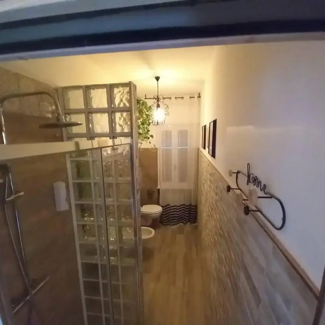 An Oasi for Traveller Close to the Lake and Lugano