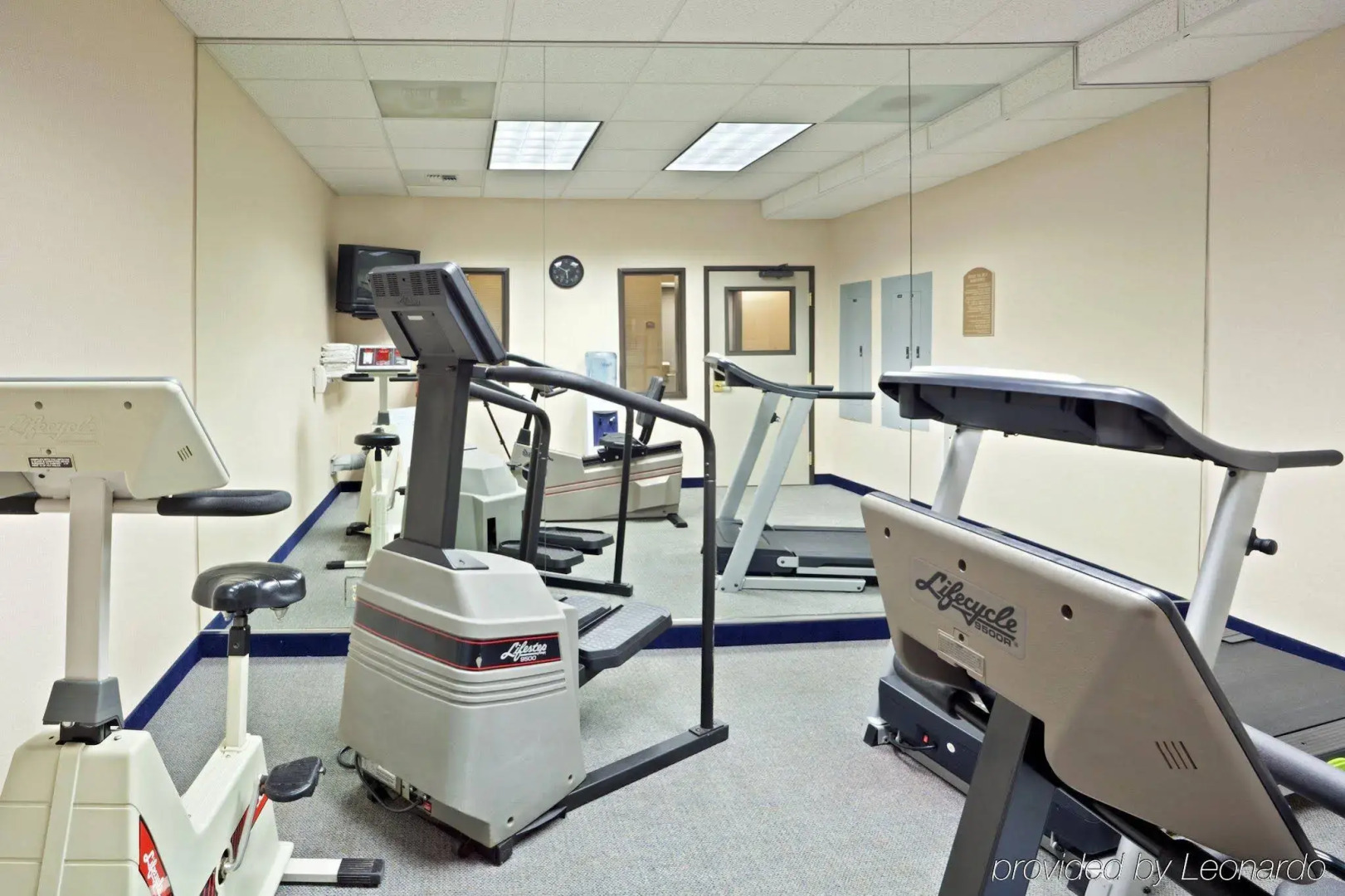 Holiday Inn Express & Suites Tacoma by IHG