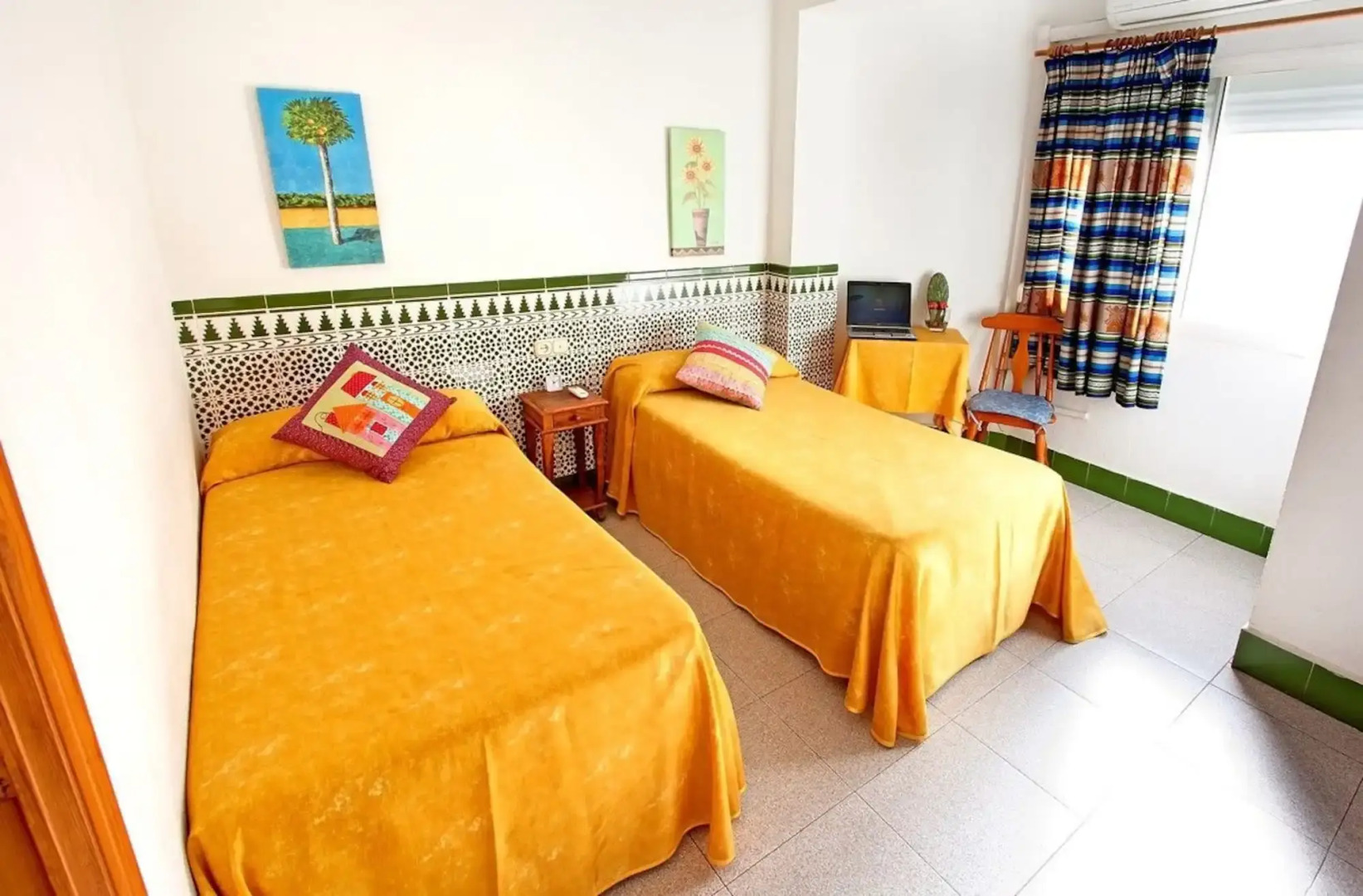 Hostal Estación Almeria