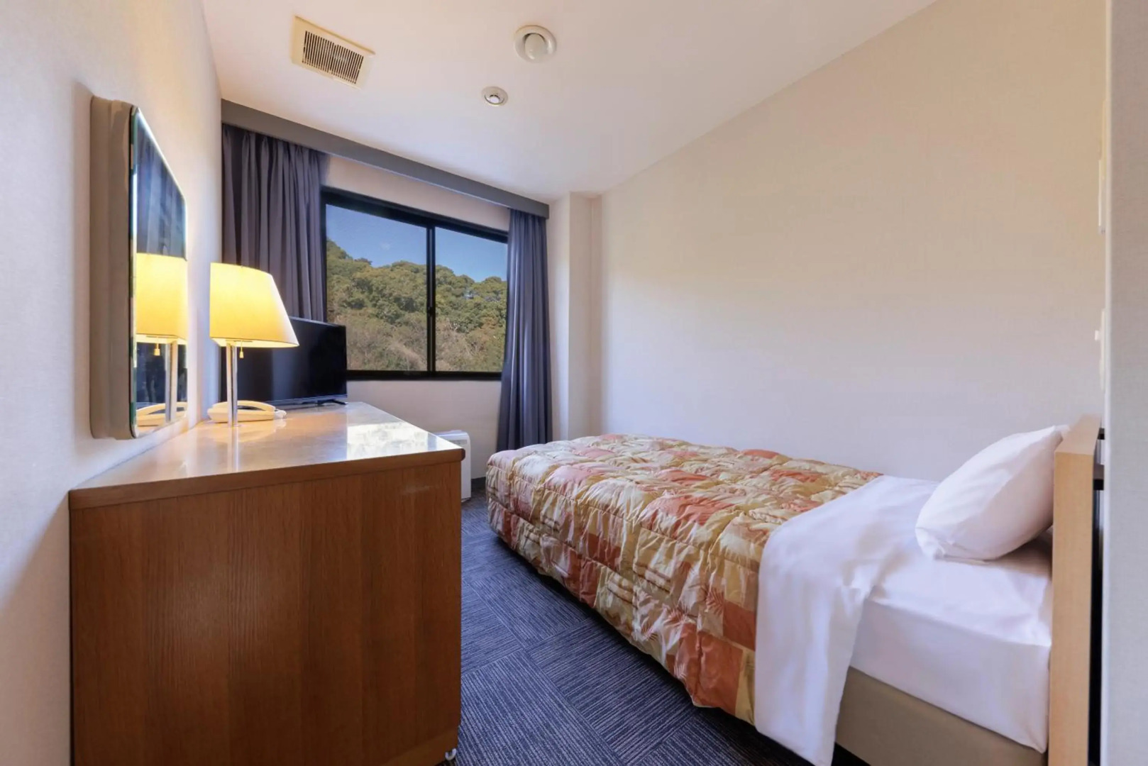 Shiraraso Grand Hotel