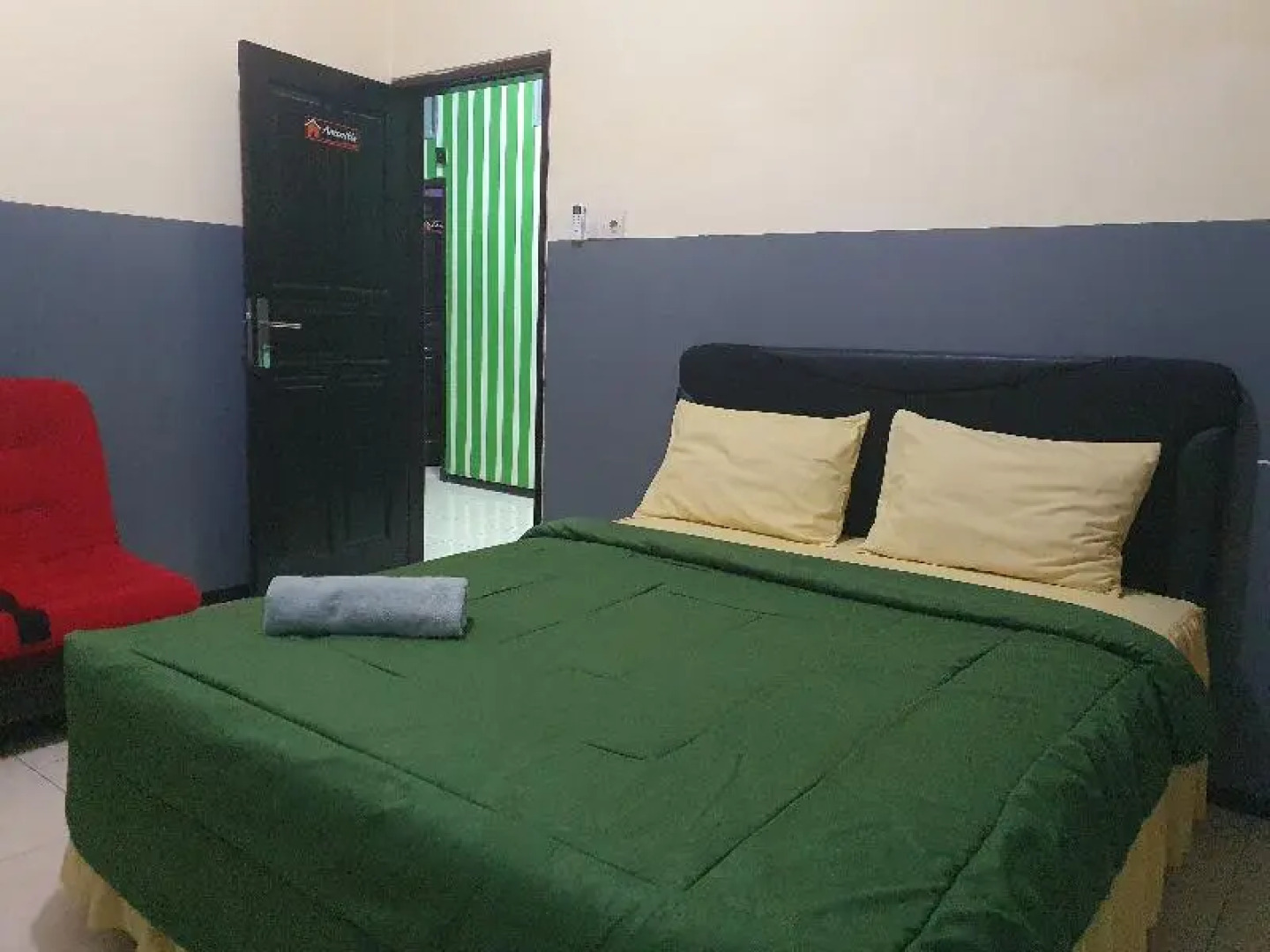 OYO 90368 Batu Adem Guest House