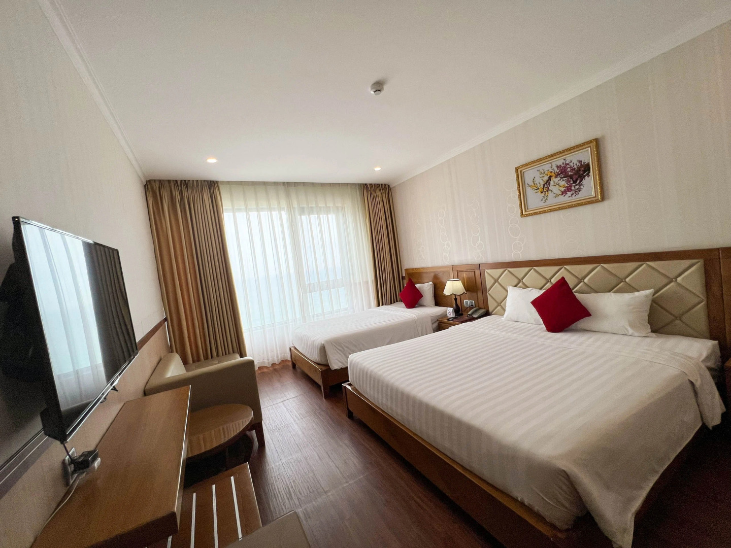 Serene Beach Hotel Danang