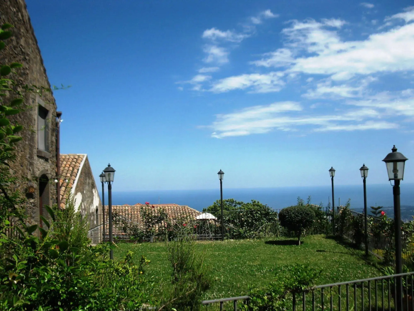 La pietra antica O' munti