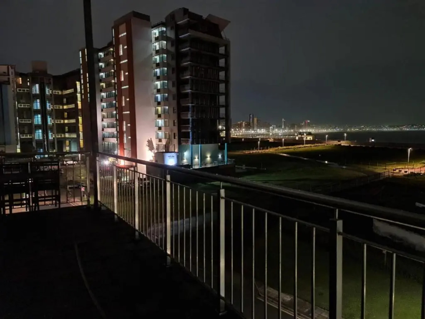 Accommodation Front - Loft Waterfront Penthouse with Ocean Views