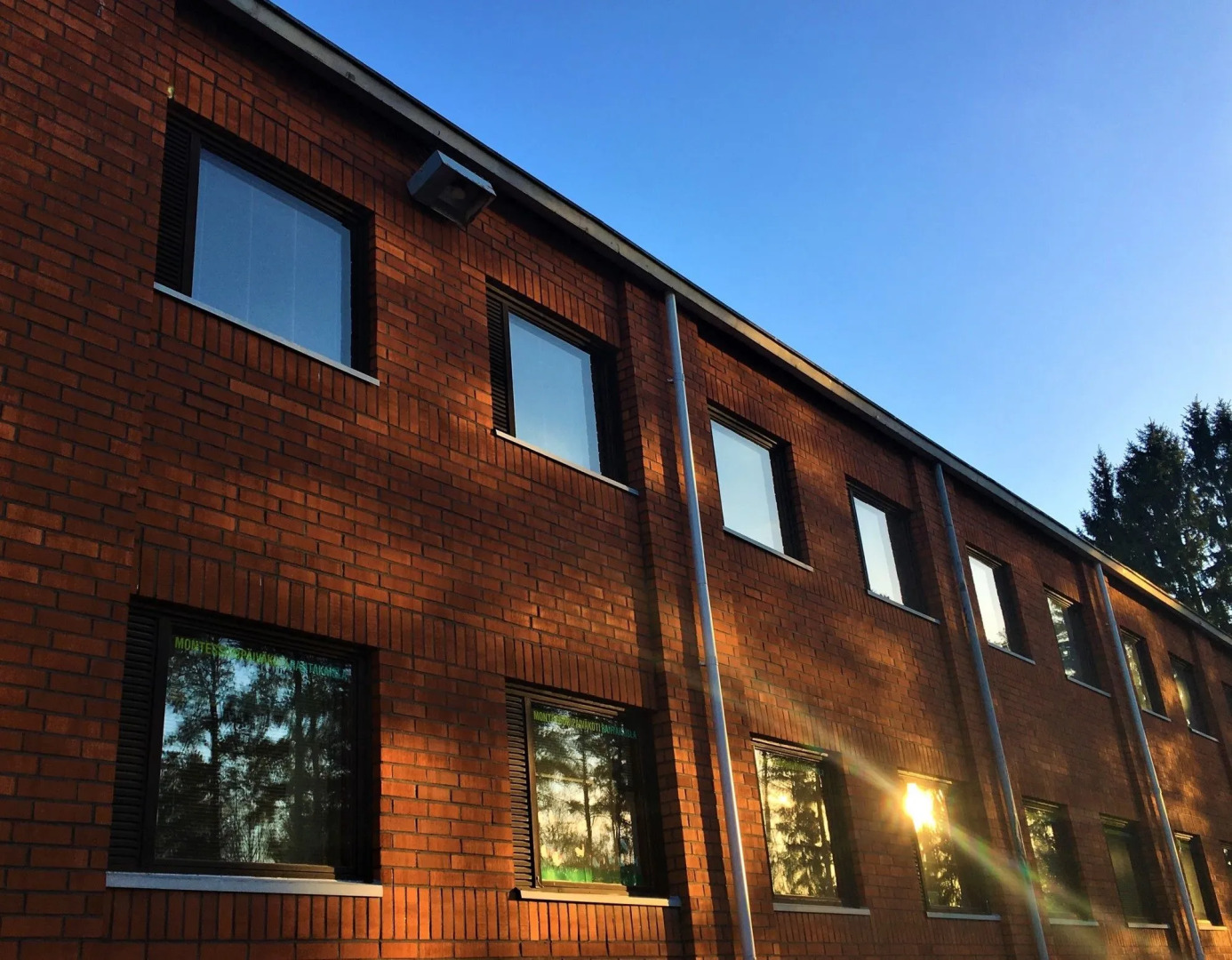 The Rooms Airport - 20Rooms