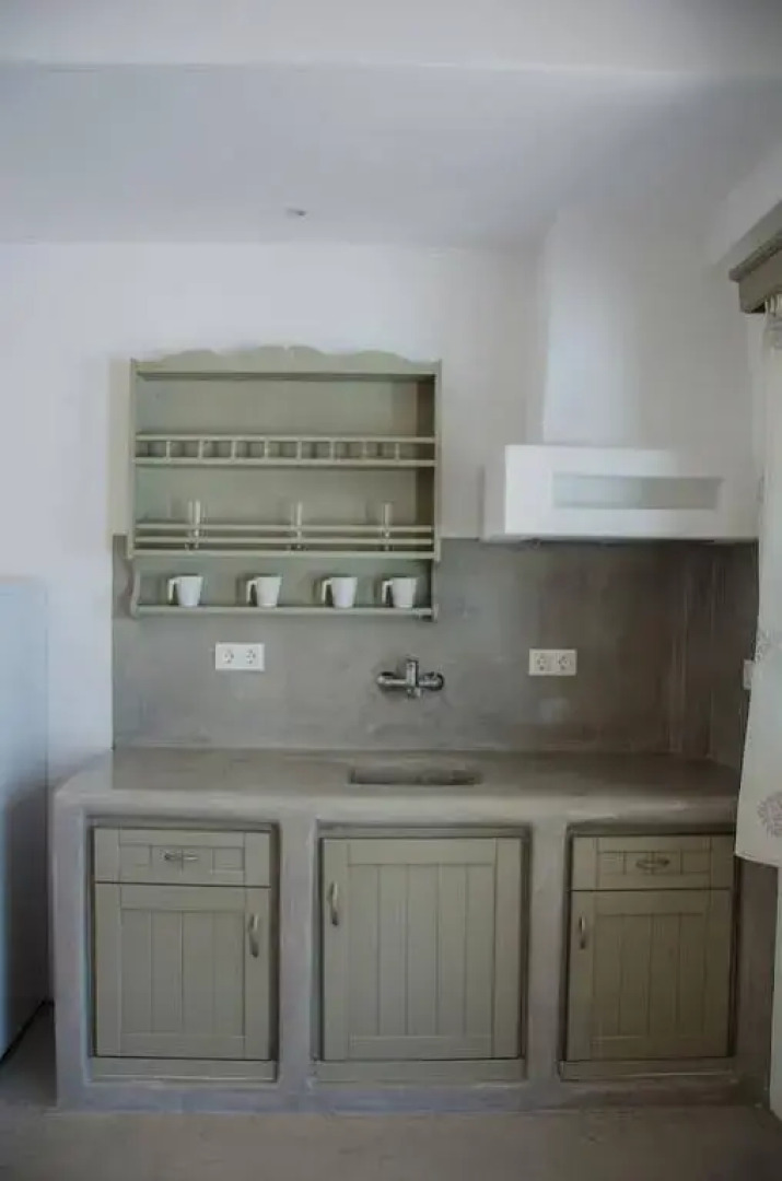 Island House Apartments