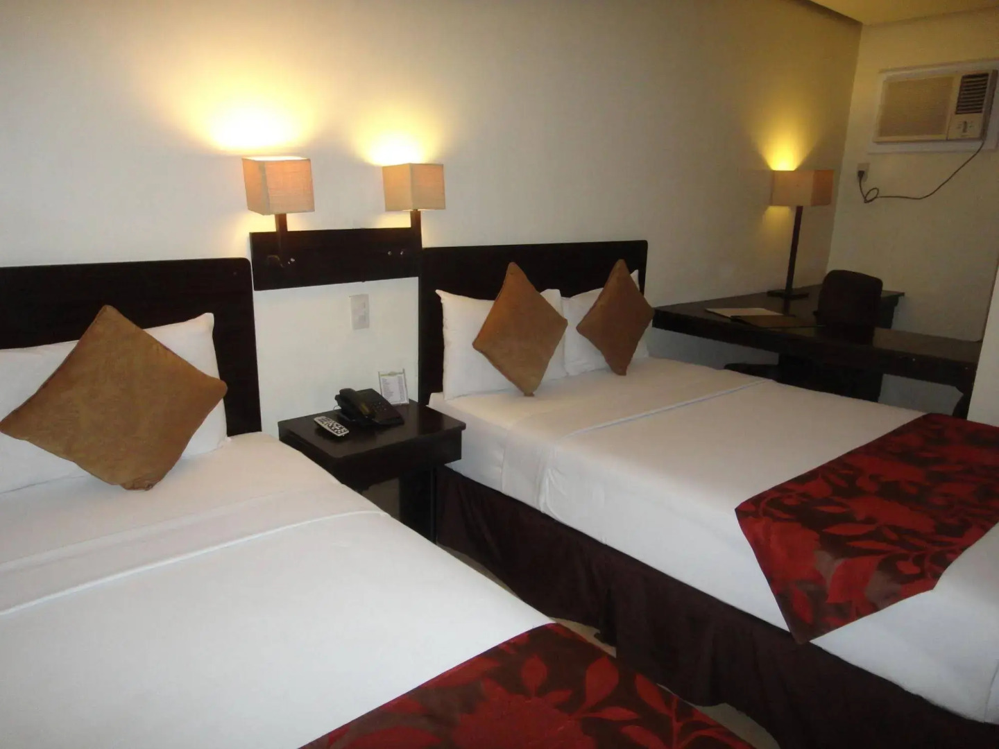 Premiere Citi Suites