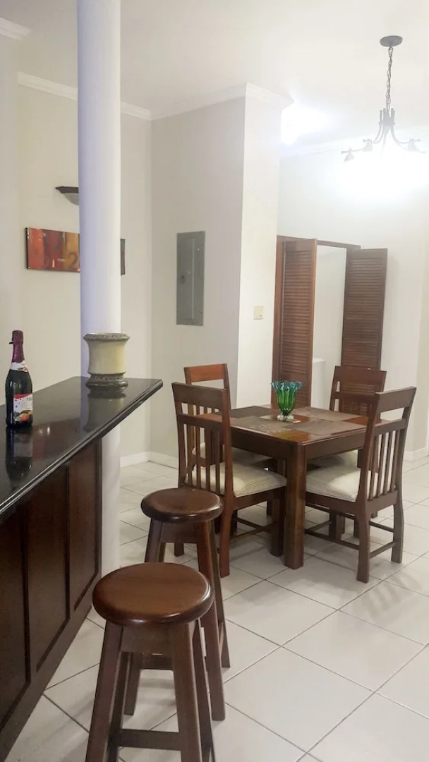 2 Bdrm Apartment at Runaway Bay