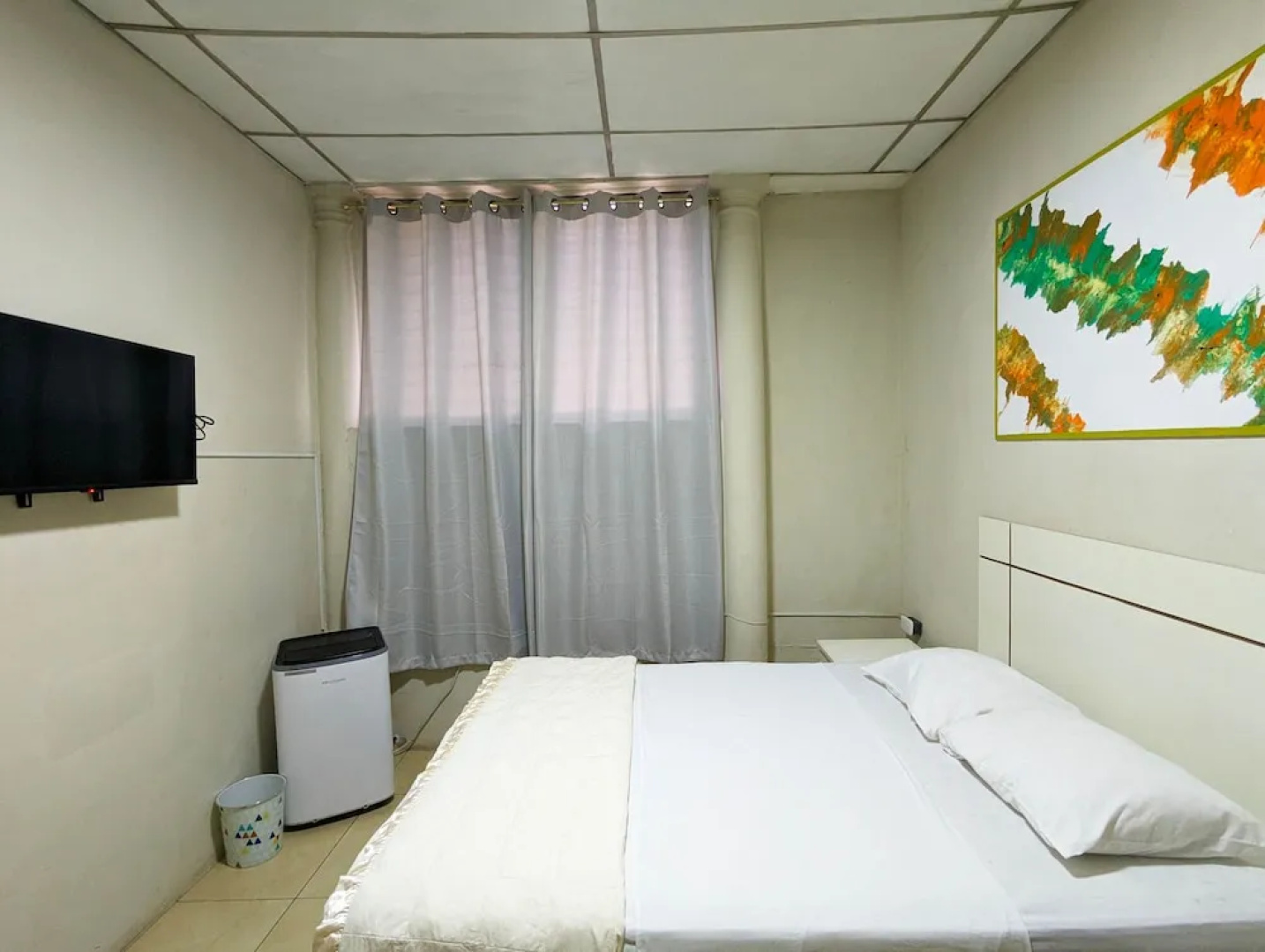 Del Tingo Al Tango Hostal