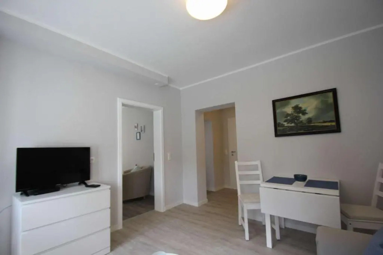 Ferienhaus Büdnerstube FeWo 2 Gartennutzung, ruhige Lage, Sauna und Schwimmbadnutzung im Nachbarort Sellin