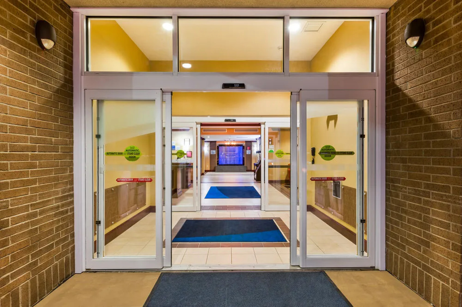 Holiday Inn Express Hotel & Suites Salina