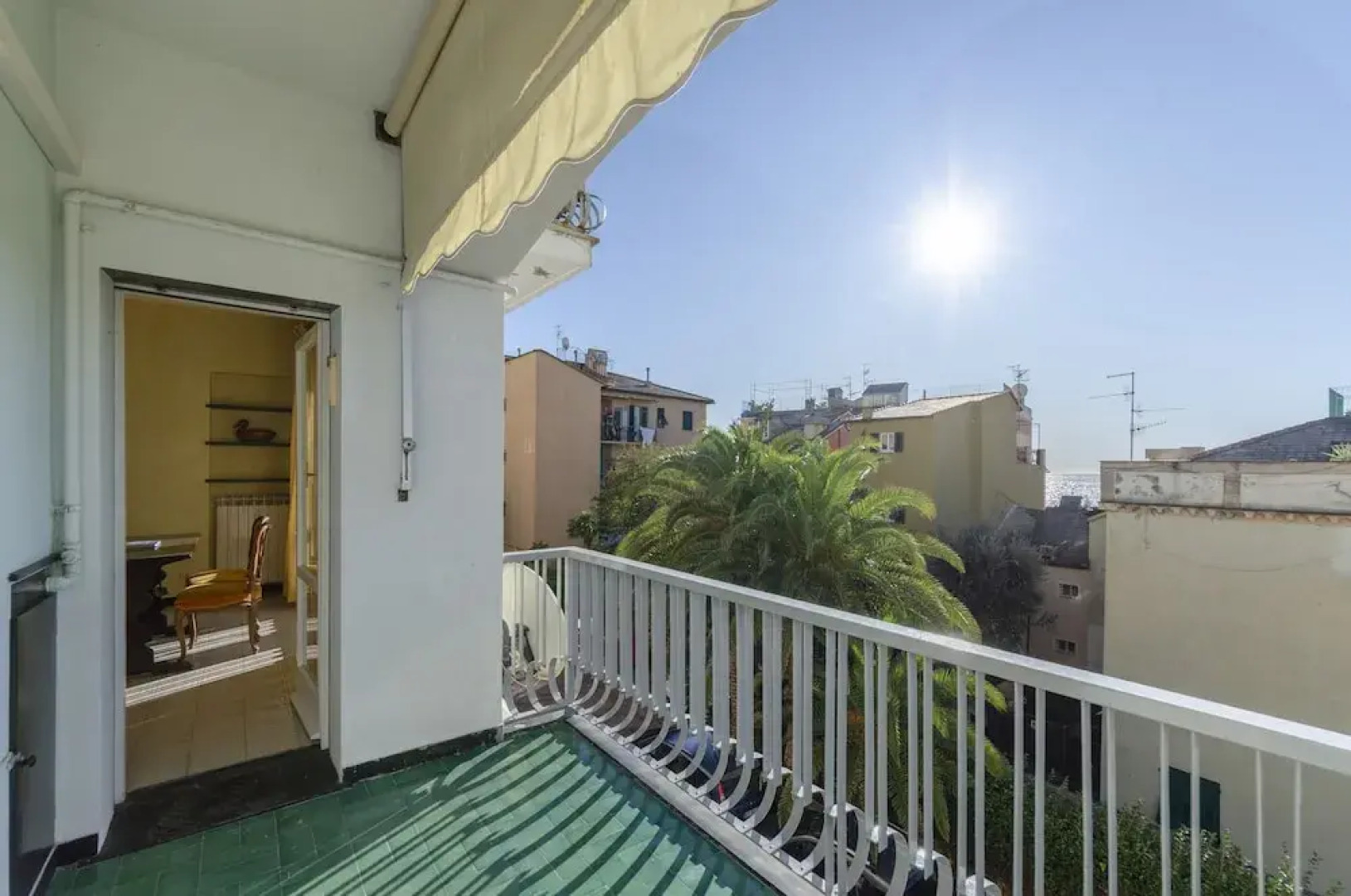 JOIVY Light Flat for 5 in the Heart of Bogliasco