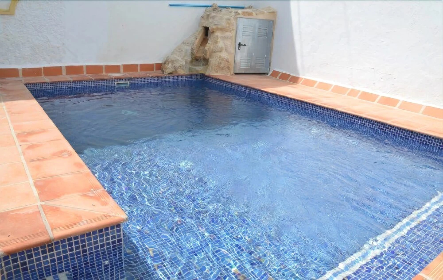 El Almendro y la Montaña