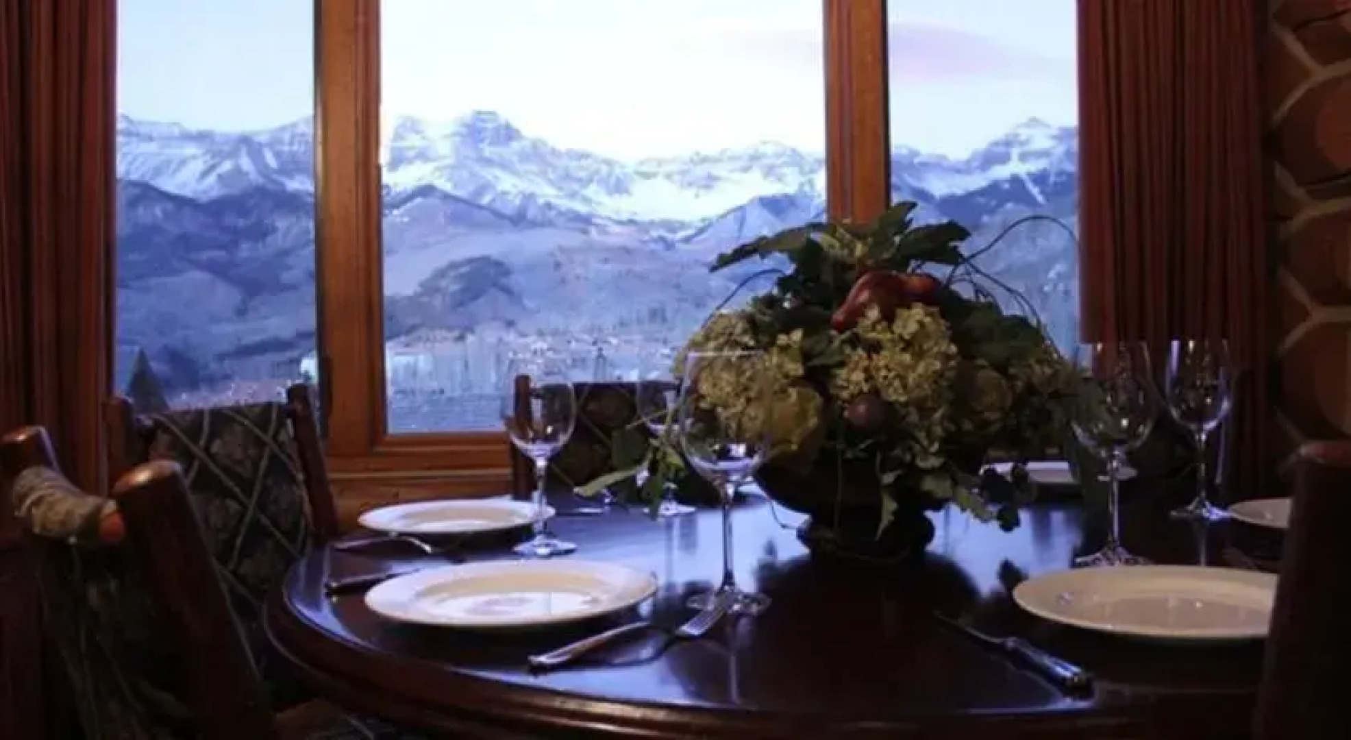 RedAwning Villas at Tristant 209-Plus!