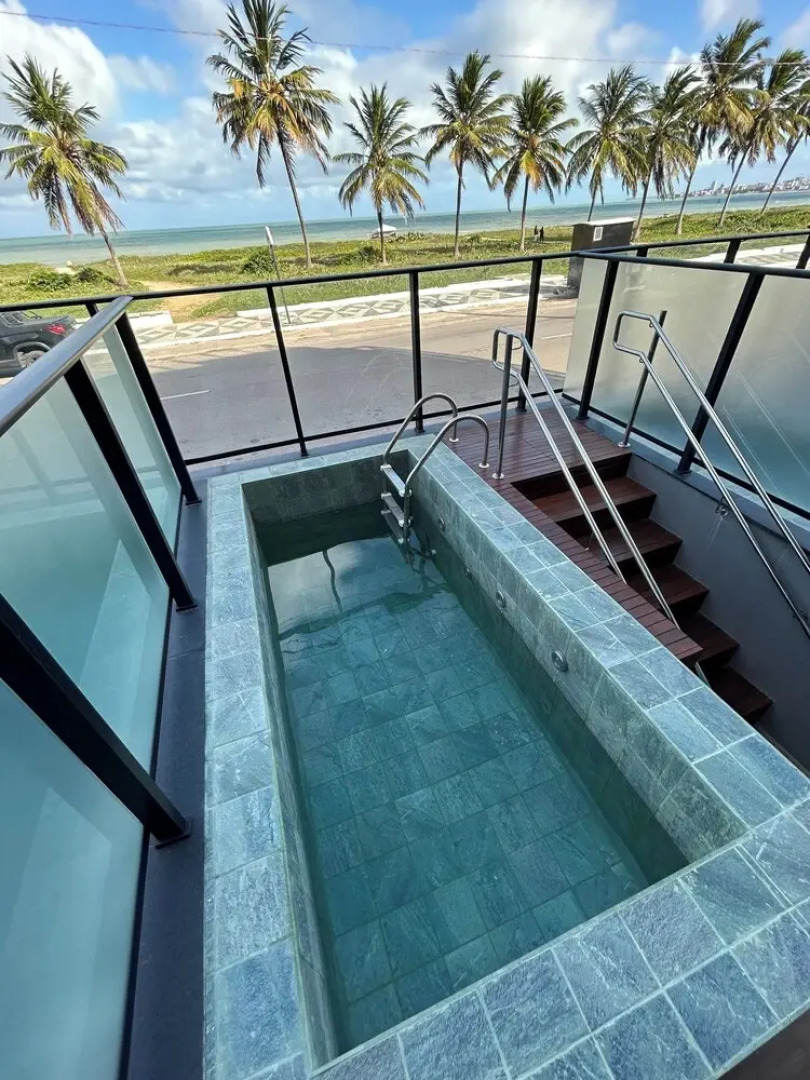 Melhores Flats - Piscina privativa