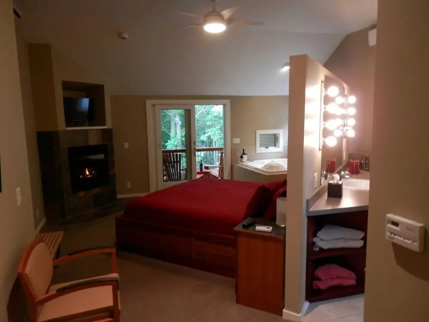 Pigeon Creek Inn