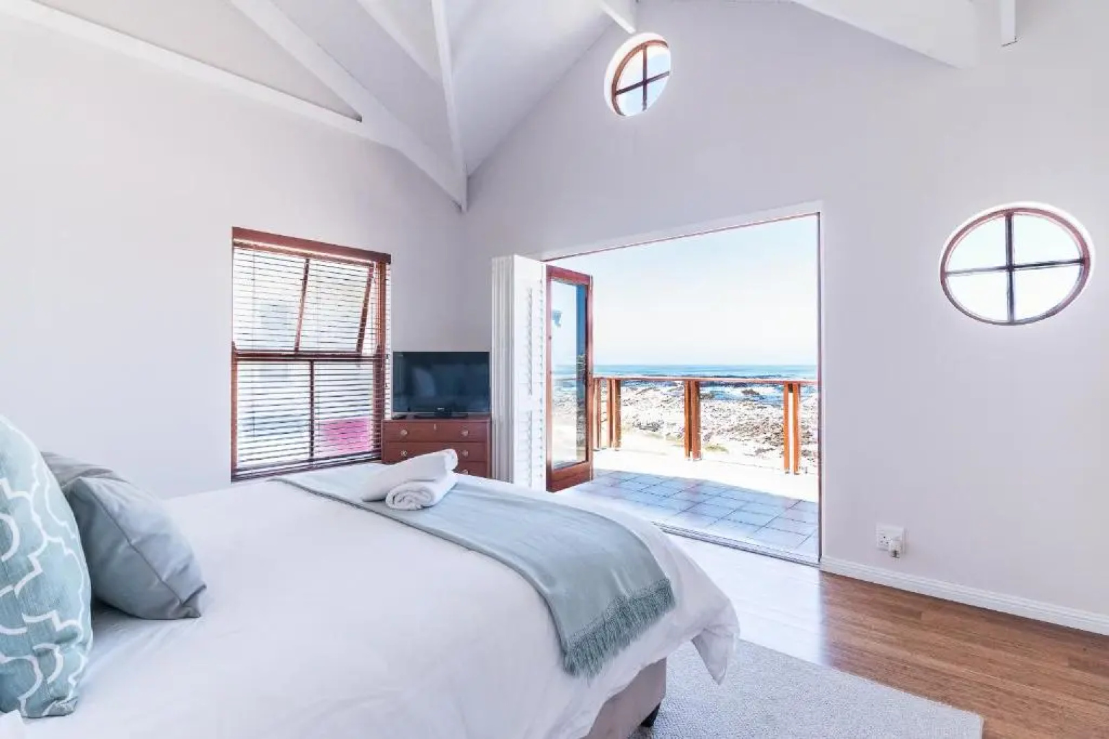 Geheim Luxury Seafront