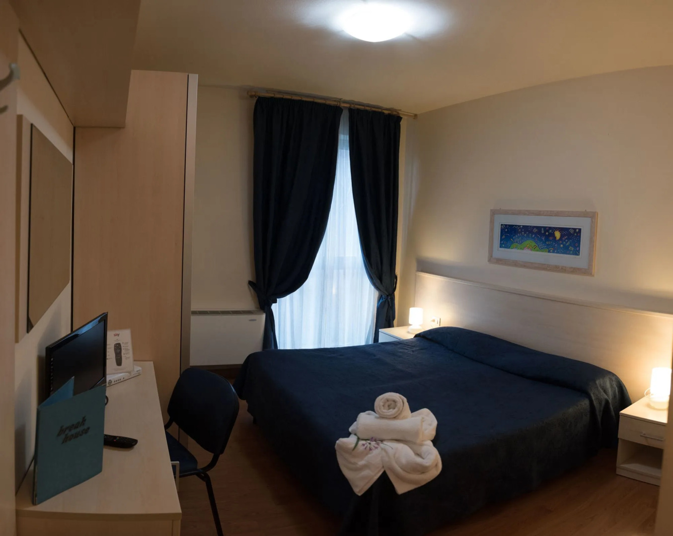 Отель Break House