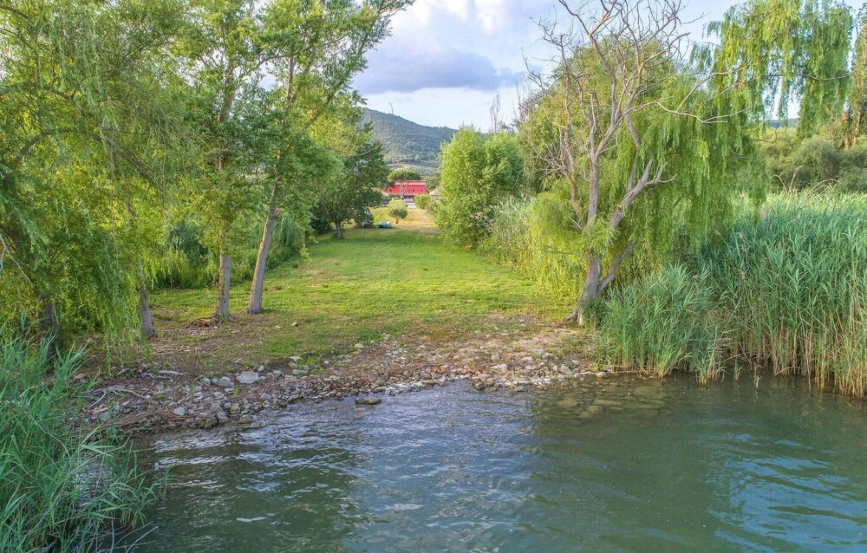 Amazing Home in Passignano sul T With 6 Bedrooms, Wifi and Outdoor Swimming Pool