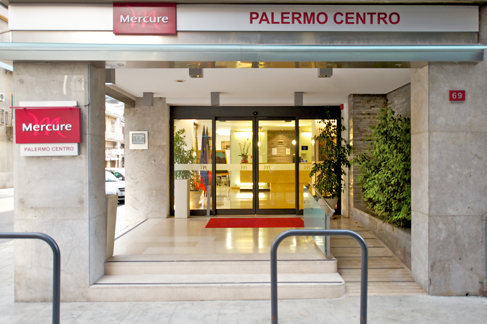 Отель Mercure Hotel Palermo Centro
