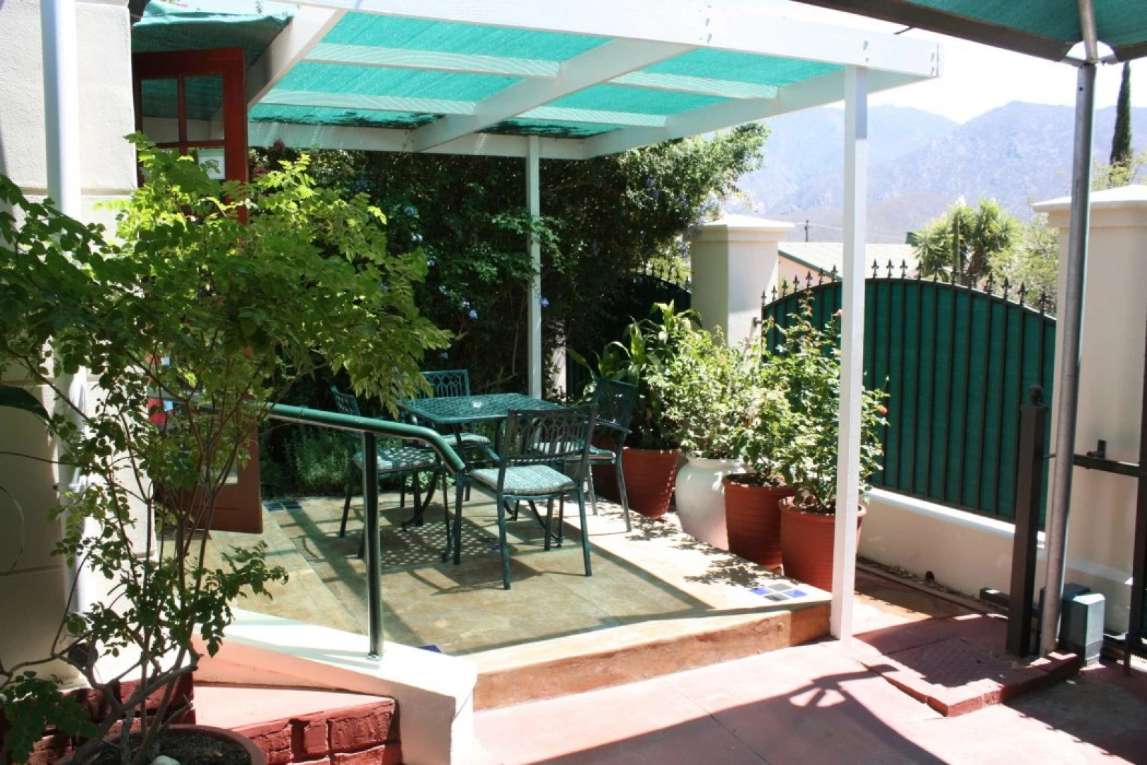 Somerset Lodge Montagau