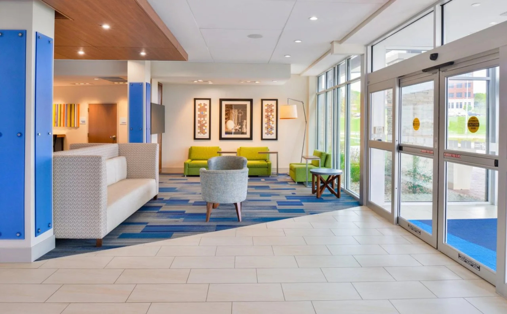 Holiday Inn Express & Suites Madison by IHG