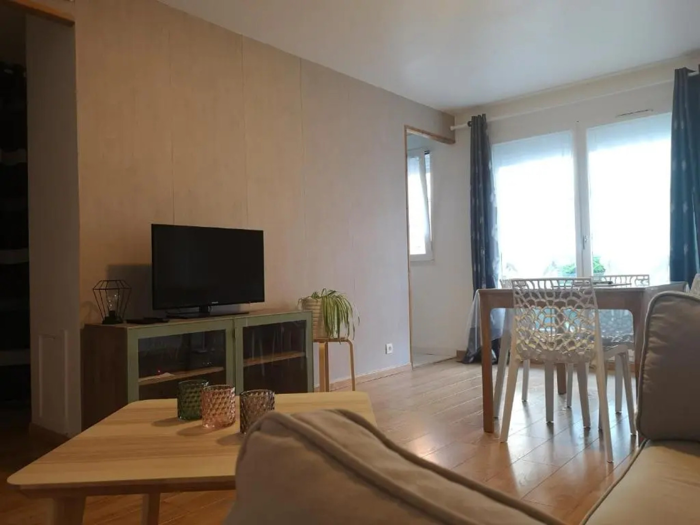 Au 96 - 4 pers - Aux portes de Lille - 3 min Métro Lomme Lambersart