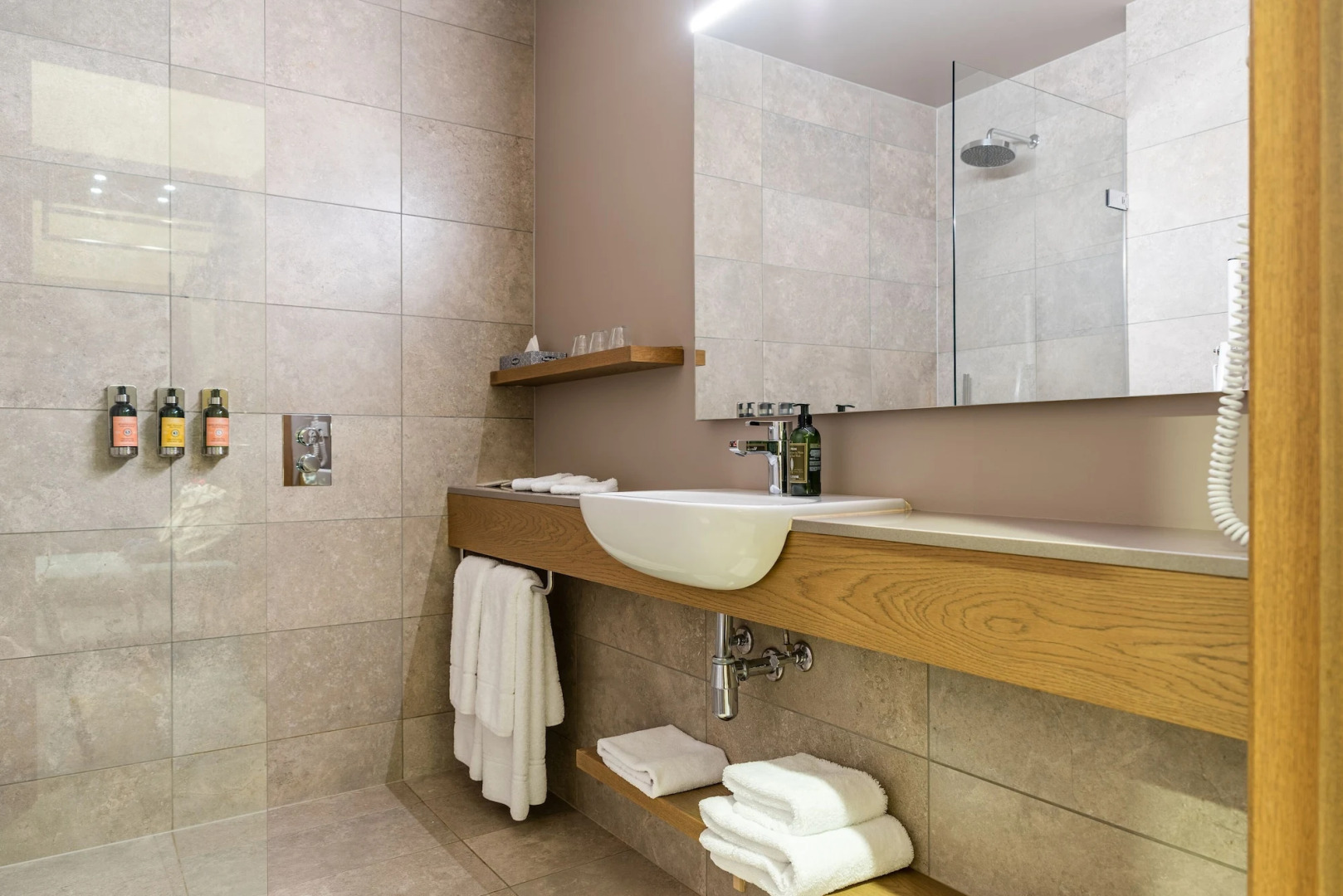 Отель Vík í Mýrdal