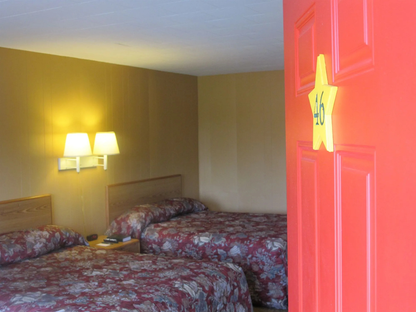 All Star Inn & Suites