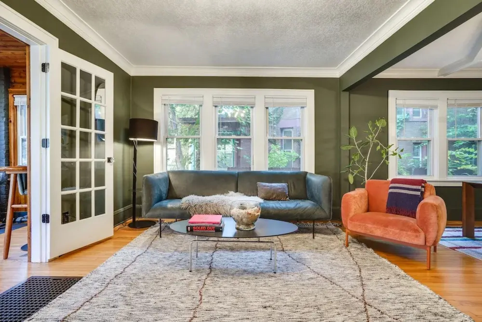 Pet-friendly Saint Paul Rental Near Downtown!