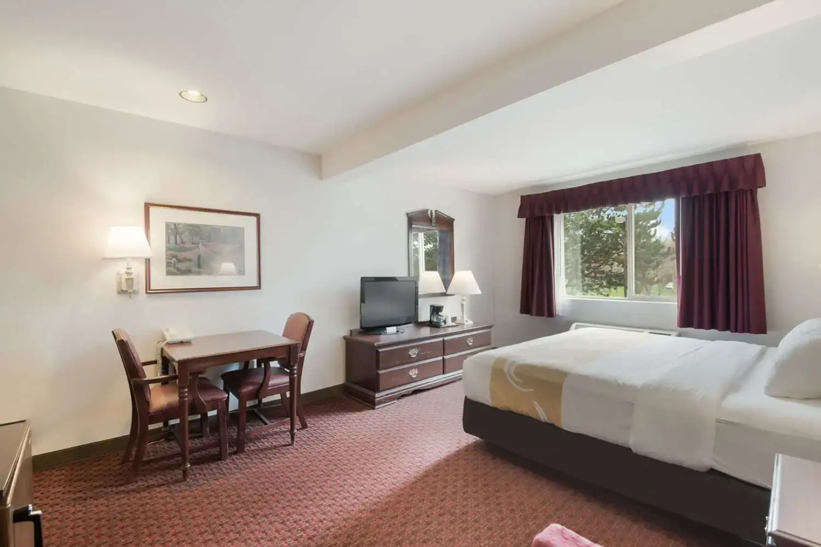 Quality Inn Grand Suites Bellingham