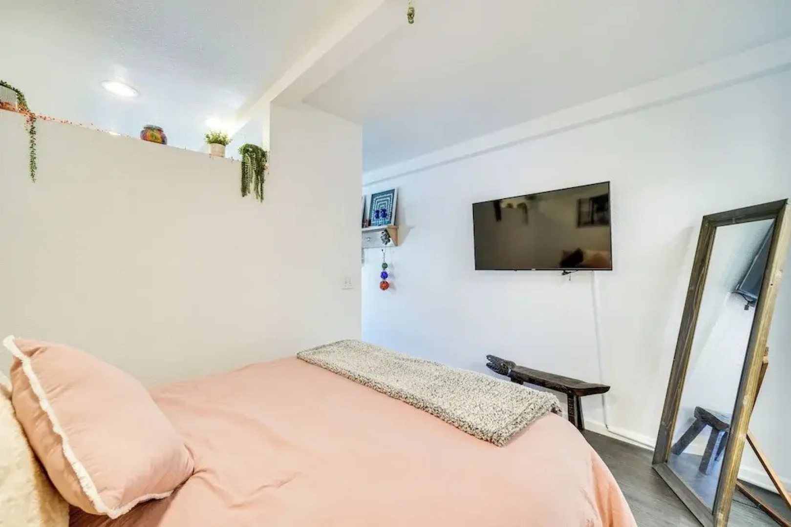 Riverfront Parker Studio 1 Mi to Boat Launch!