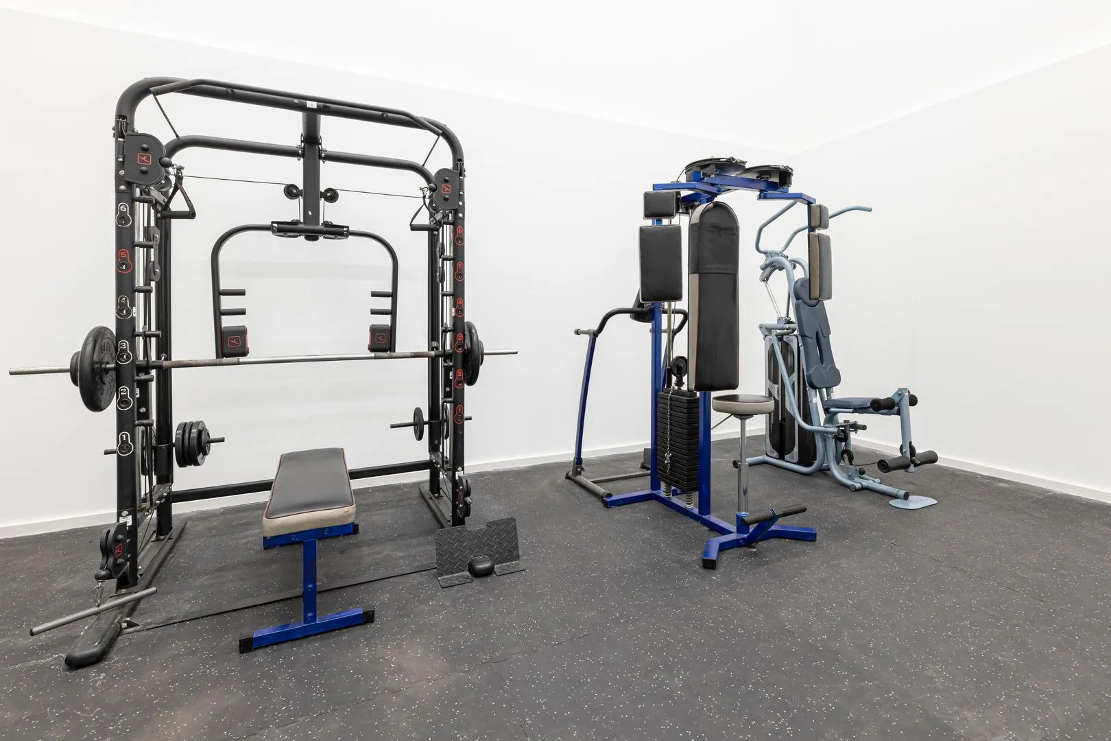 Отель THB Royal