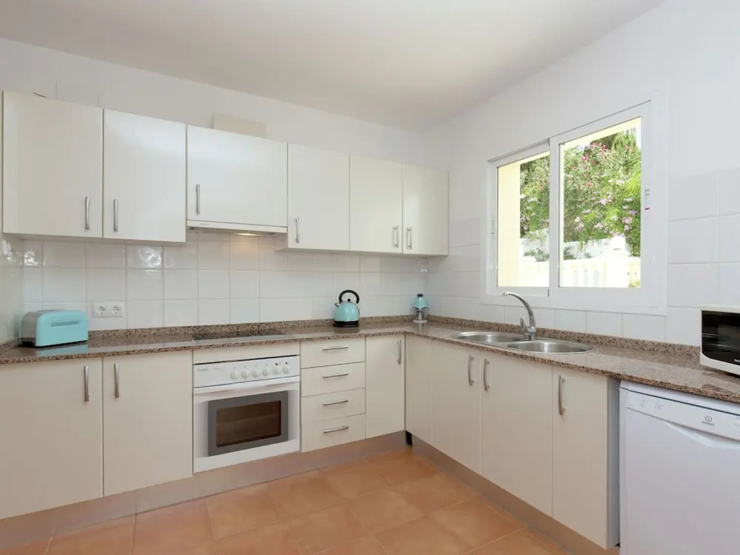 Detached Three Bedroom Villa With Pool Surrounded by Large Garden in Moraira