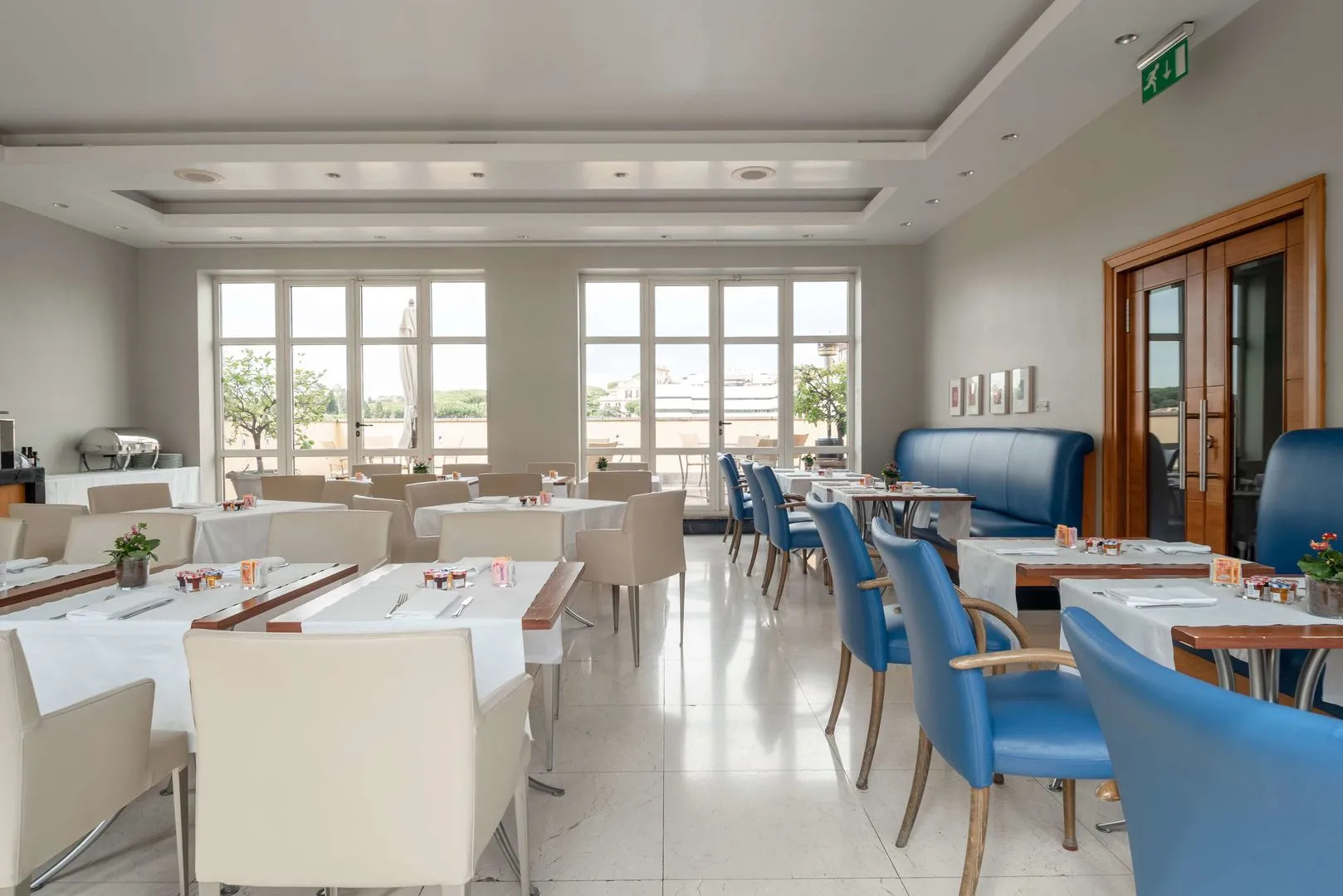 Room Mate Collection Mia, Rome Colosseum