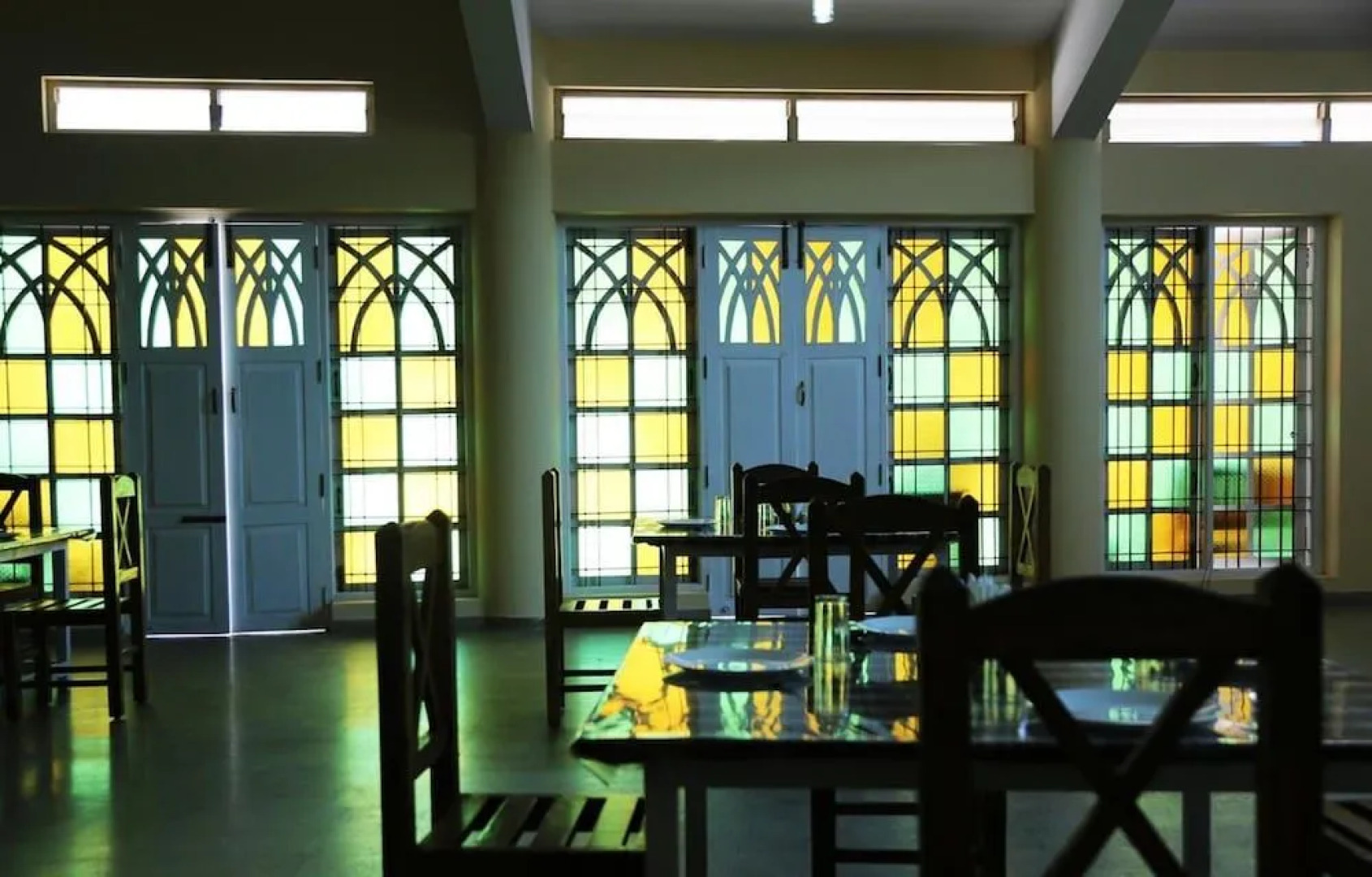 La Flora Beverly Hill Resort