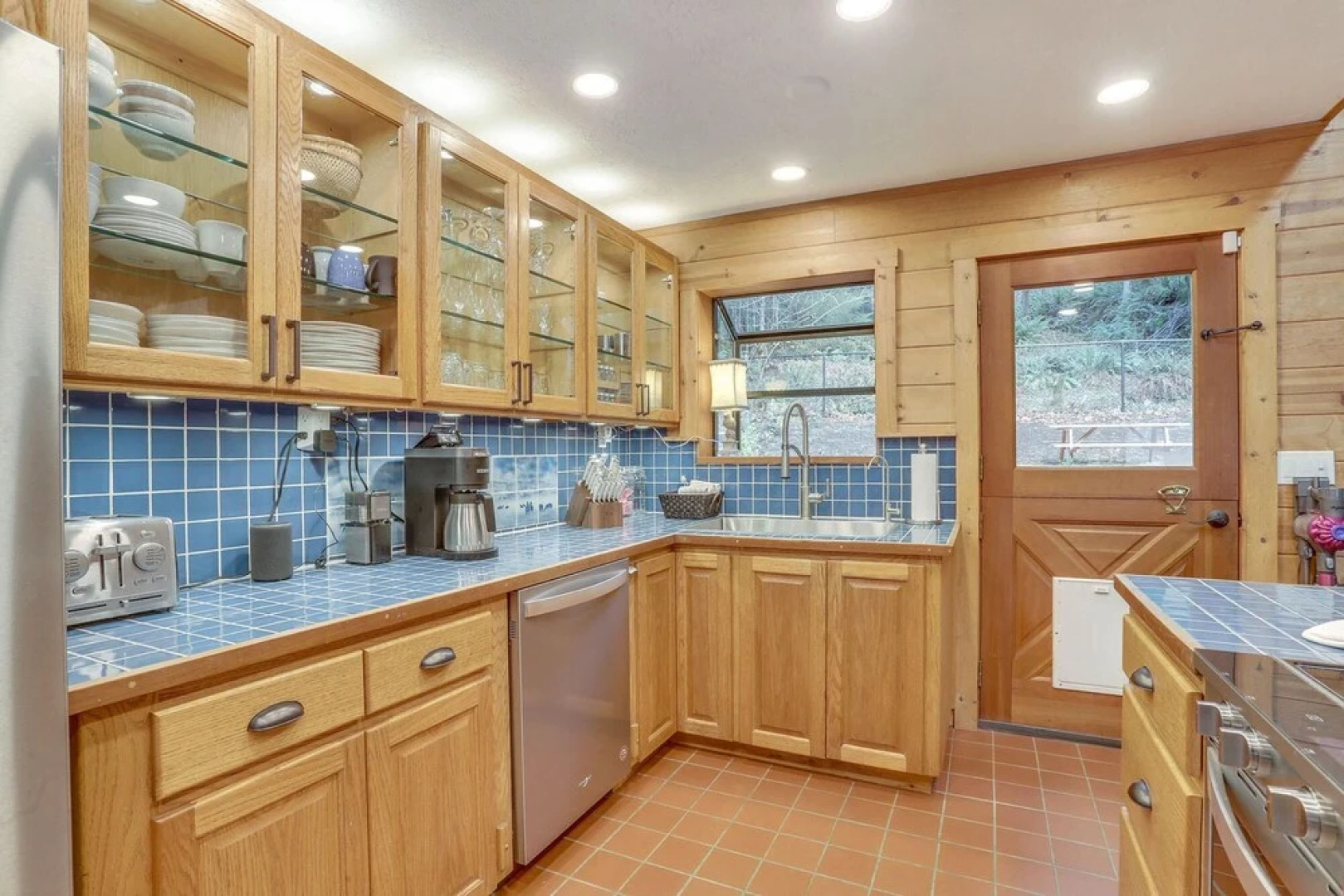 Huckleberry Mountain Lodge