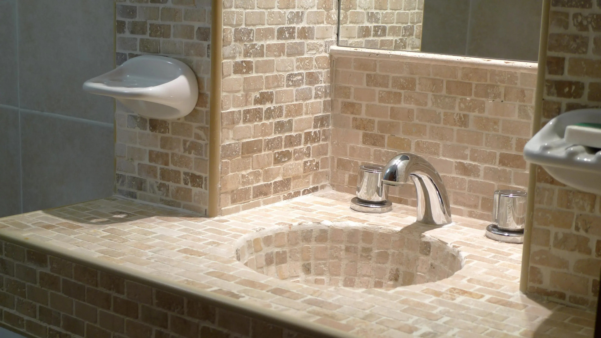 Rey del Bosque Apart Hotel