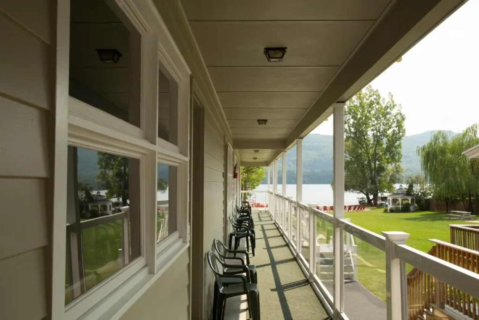 Shore Meadows Motel