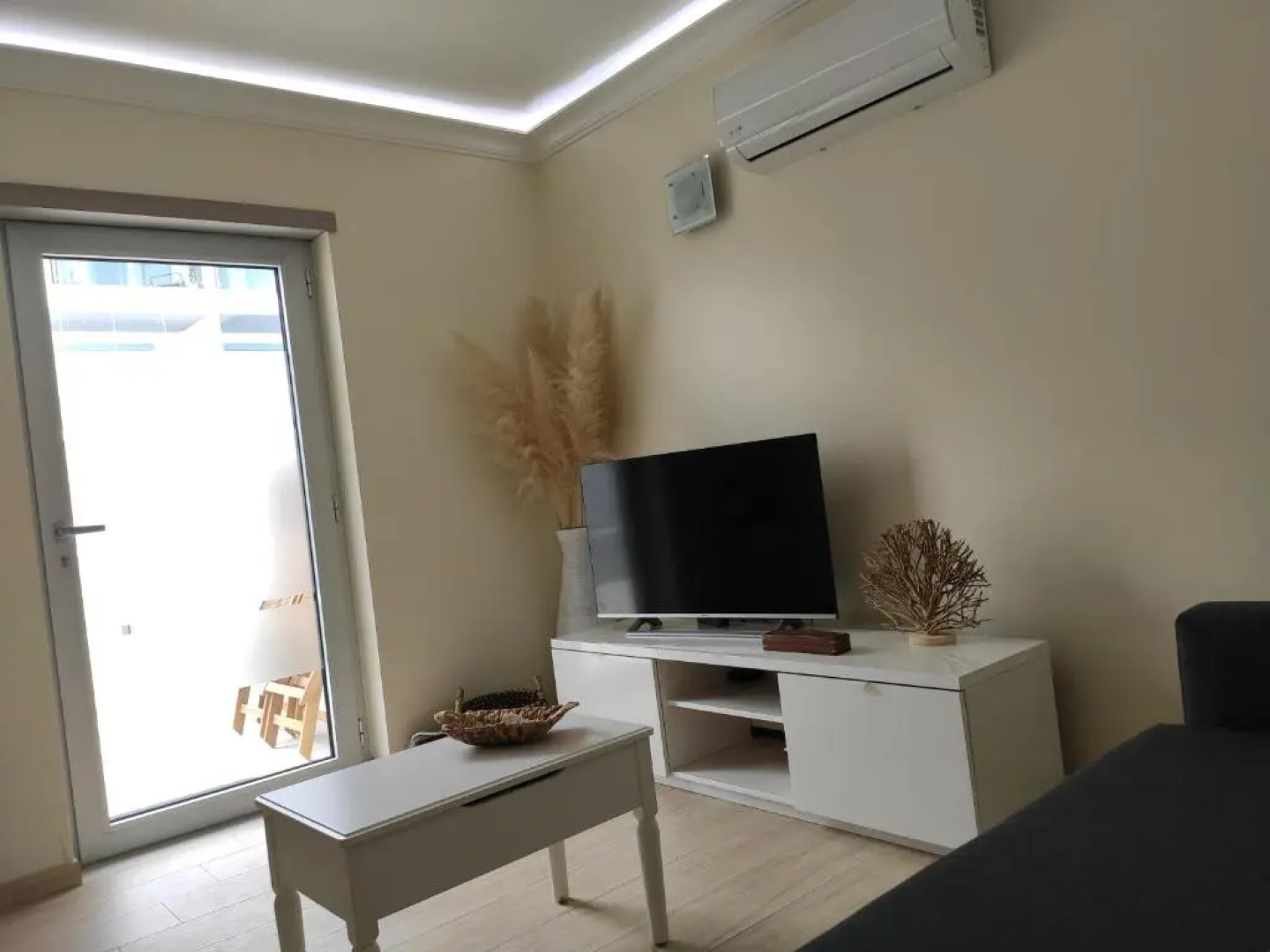 Numar Residence J -Manta Rota