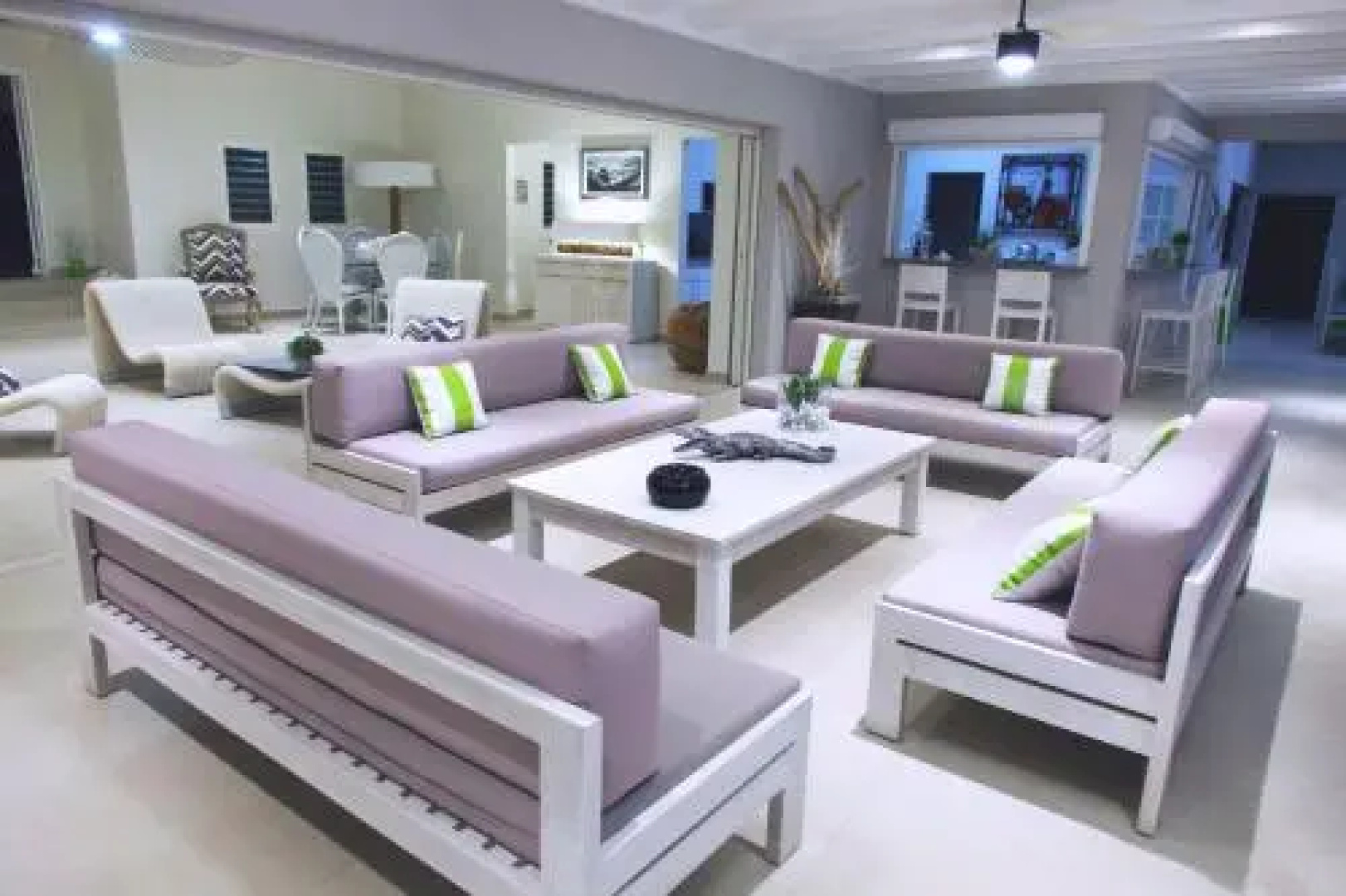 Seafacing Villas Apartments Rentals