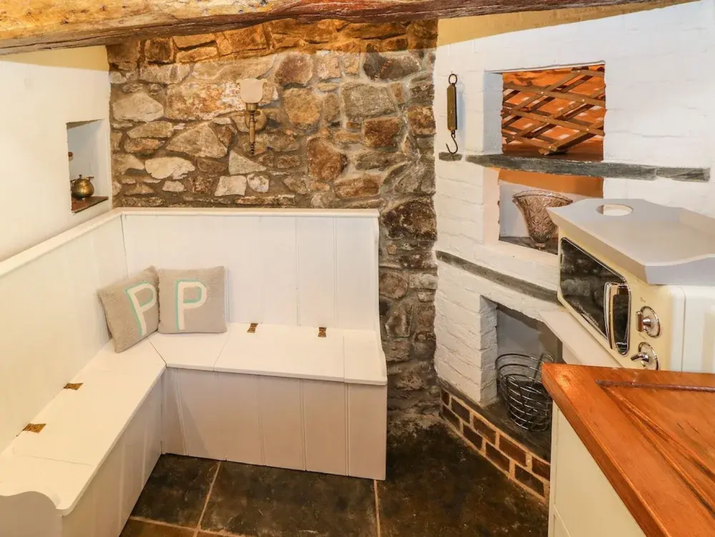 Penywhelp House