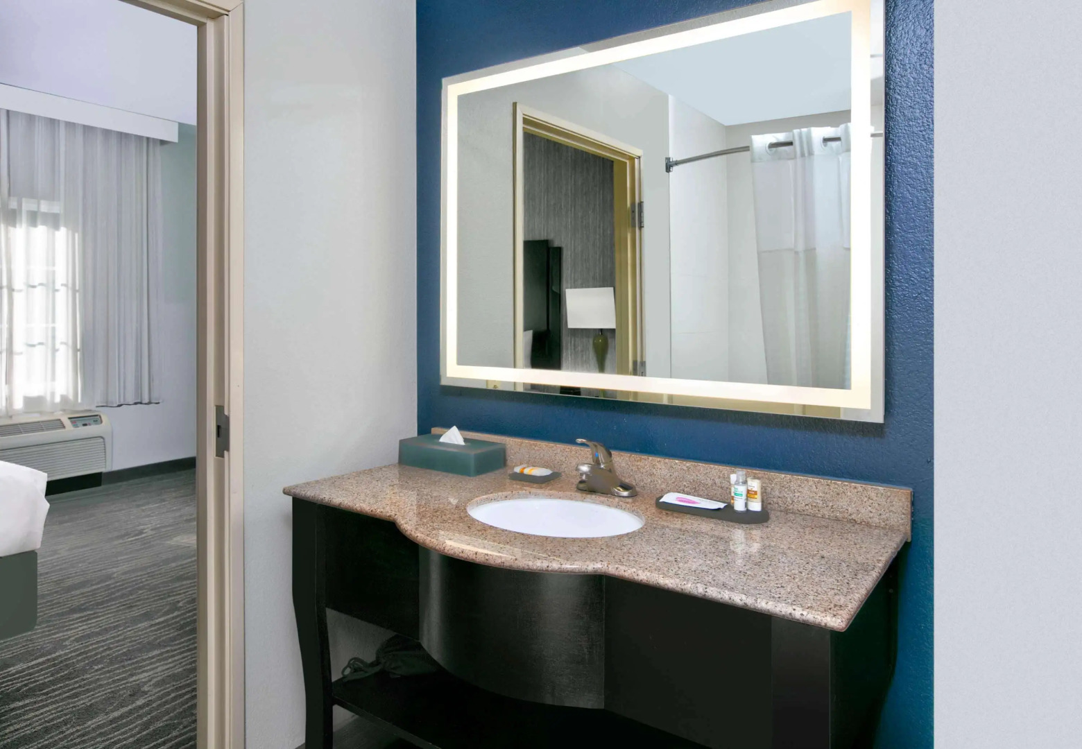 La Quinta Inn & Suites by Wyndham Palestine