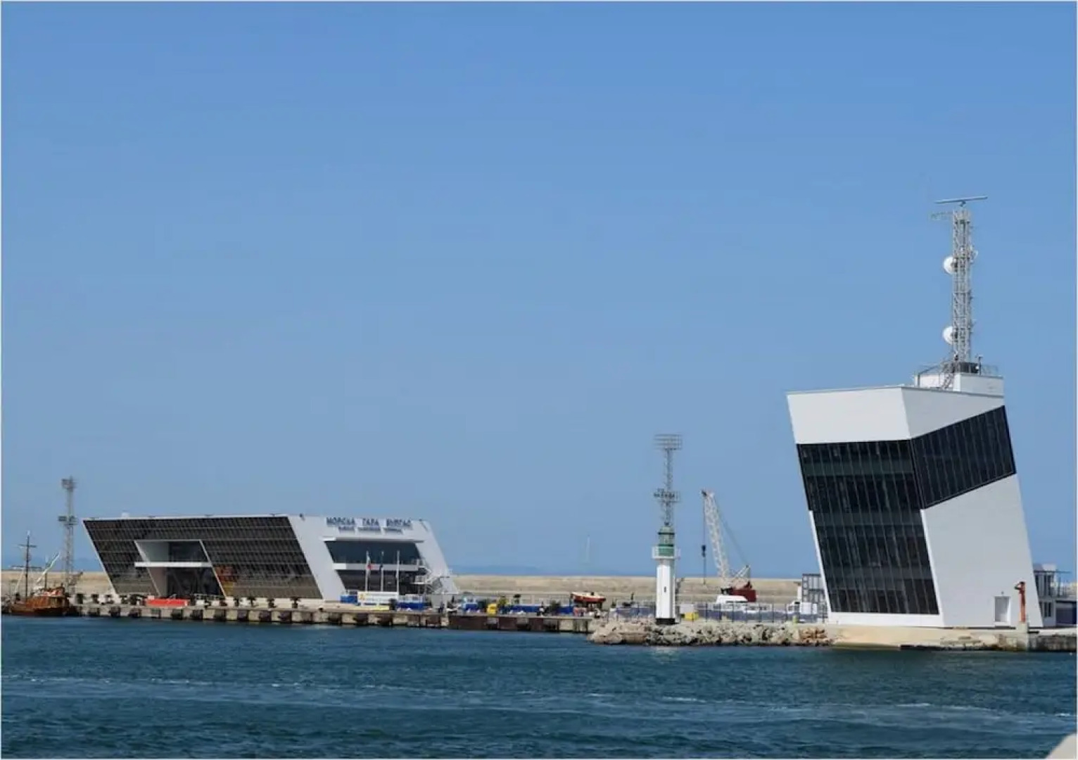 Super Central Luxury Apartments