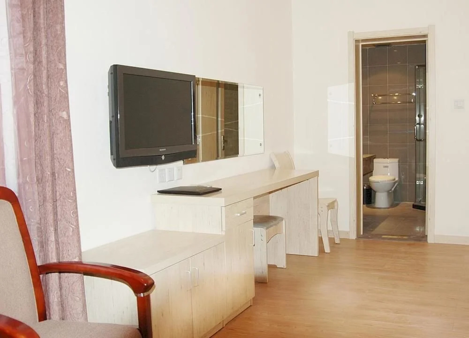 Xiangjiang Hotel