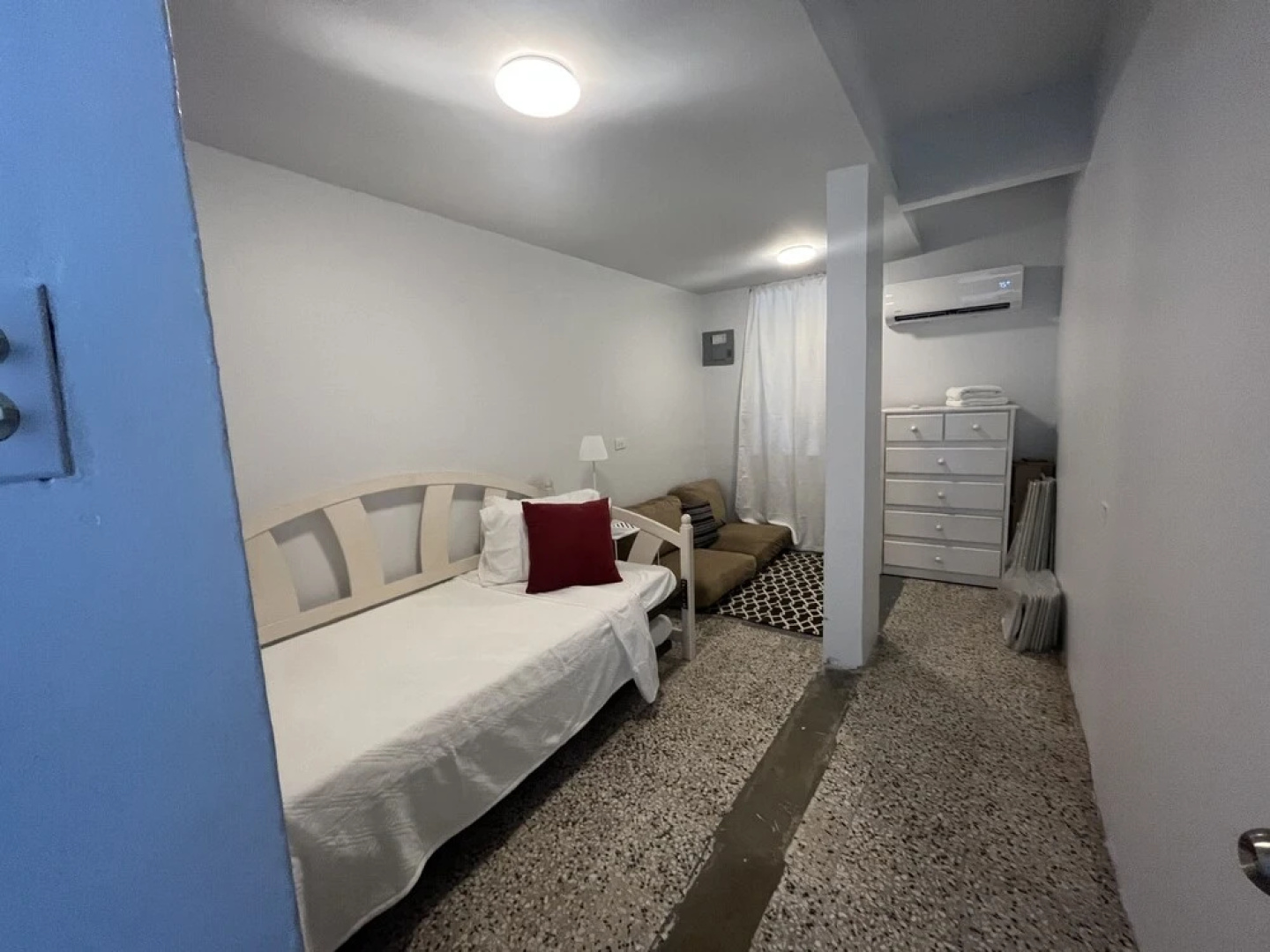 JB23 Apartments