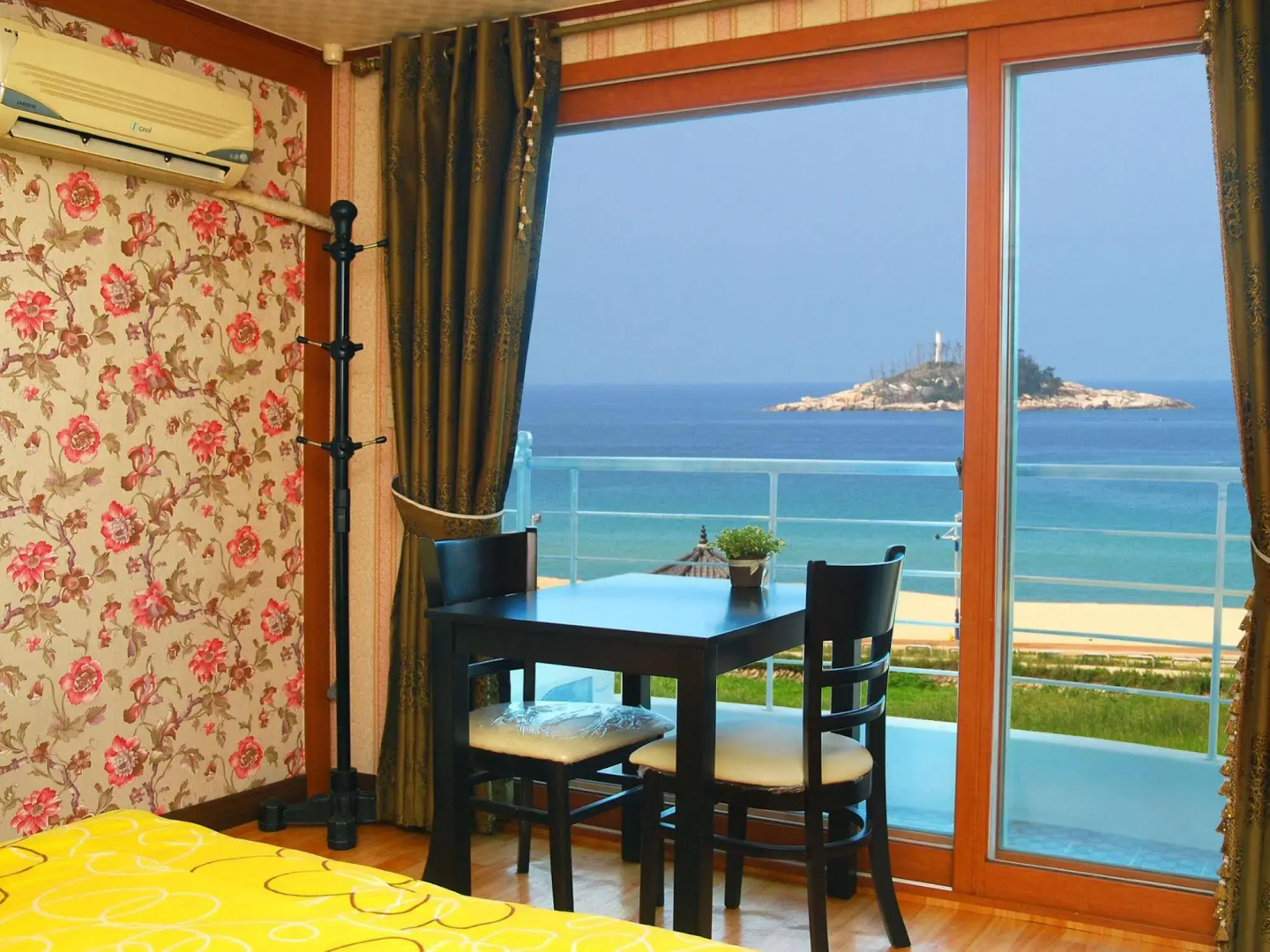 Sunrise Pension