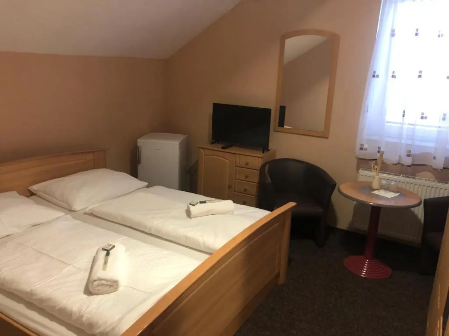 LAGUNA Hotel & Restaurant