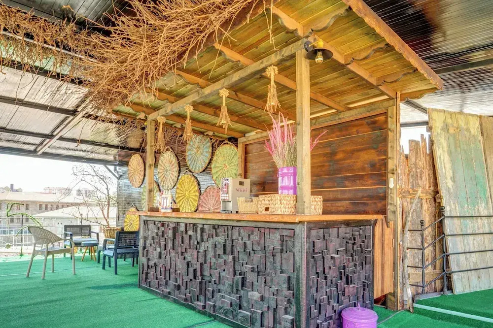 Nar-I Ask Cave Hotel