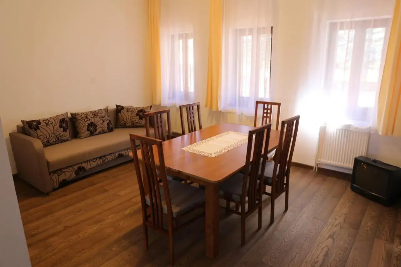 Ezüstfenyő Panzió